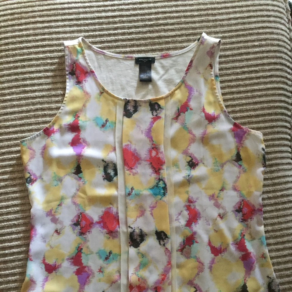Ann Taylor Tee Top
